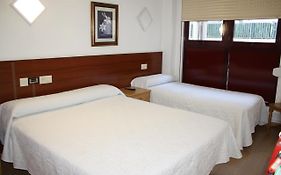 Hostal Adelia