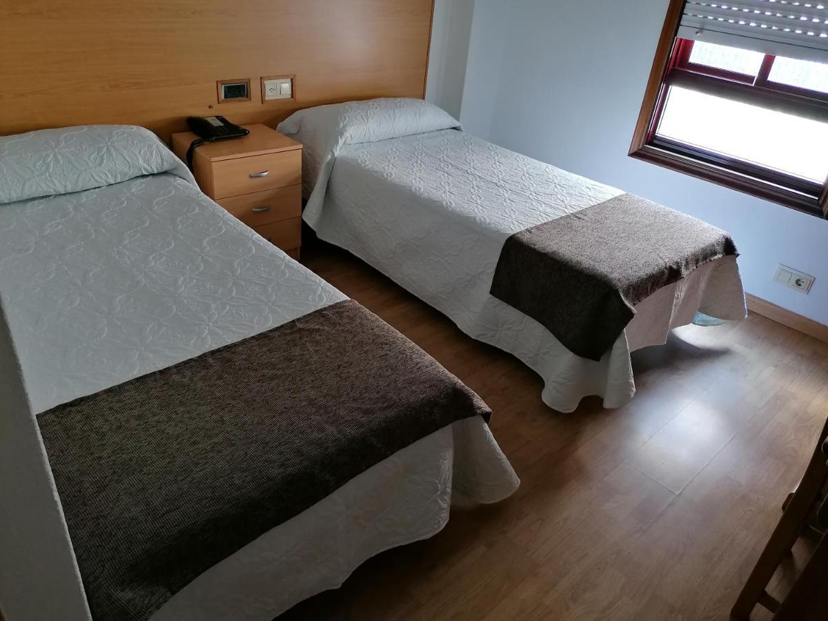 Hostal Adelia La Corogne Extérieur photo