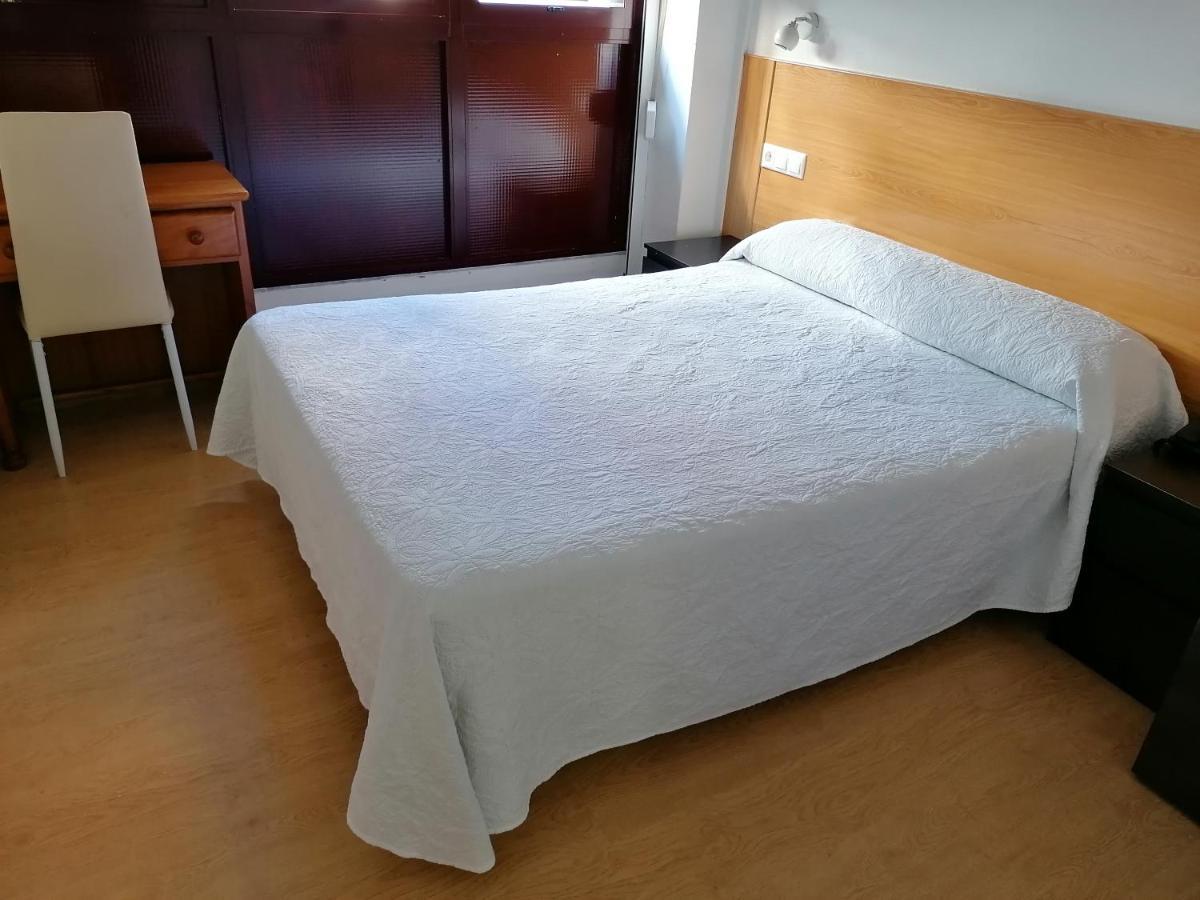 Hostal Adelia La Corogne Extérieur photo
