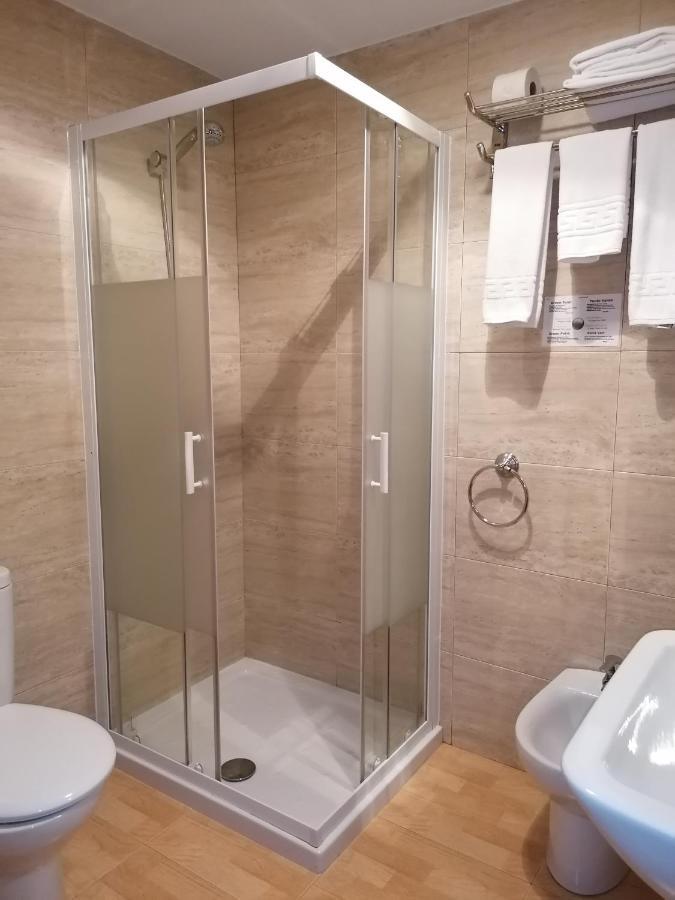 Hostal Adelia La Corogne Extérieur photo