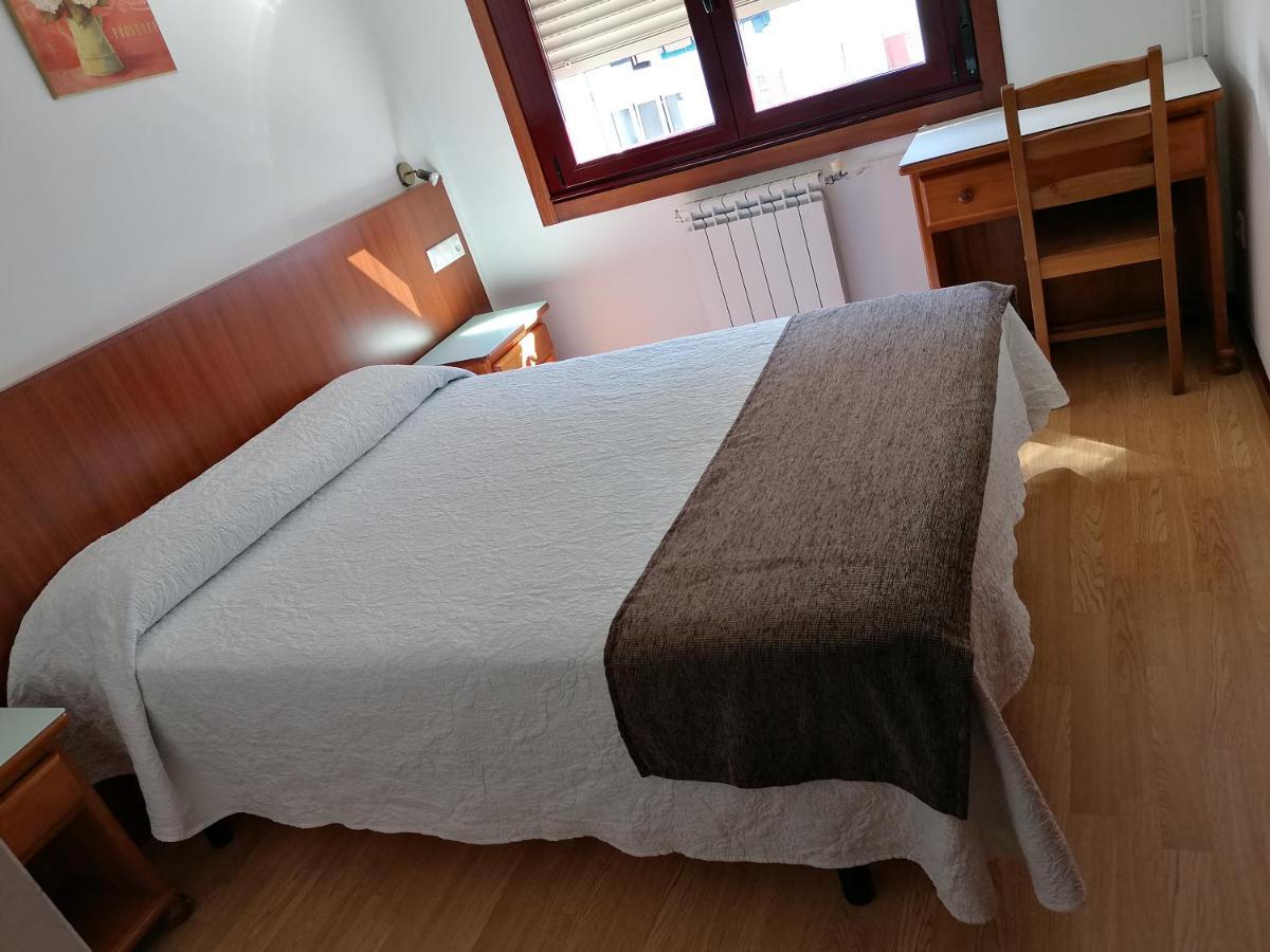 Hostal Adelia La Corogne Extérieur photo